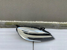 Laden Sie das Bild in den Galerie-Viewer, Frontscheinwerfer Volvo V40 32228479 32228478 Ein Satz Scheinwerfer Headlight SCH5666316854xy