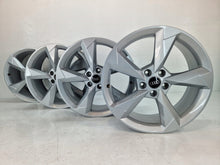 Laden Sie das Bild in den Galerie-Viewer, 4x Alufelge 19 Zoll 7.0" 5x112 43ET Glanz Silber Audi Rim Wheel FEL6177486570dv