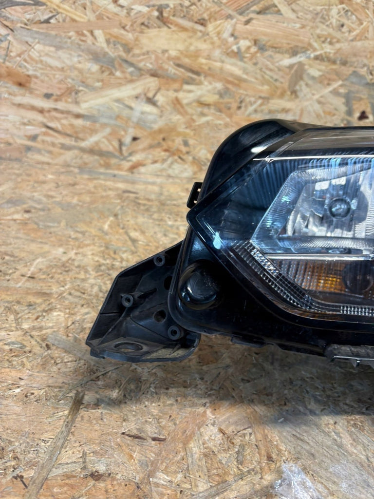 Frontscheinwerfer Peugeot 2008 208 II BWG1938 Links Scheinwerfer Headlight SCH6012541496xl
