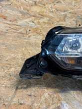 Load image into Gallery viewer, Frontscheinwerfer Peugeot 2008 208 II BWG1938 Links Scheinwerfer Headlight SCH6012541496xl