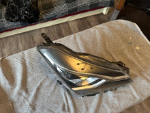 Load image into Gallery viewer, Frontscheinwerfer Toyota Yaris OD-199 LED Rechts Scheinwerfer Headlight SCH8971855705fo