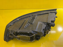 Load image into Gallery viewer, Frontscheinwerfer Volvo S40 V50 31265699 Xenon Rechts Scheinwerfer Headlight SCH7785620639qo
