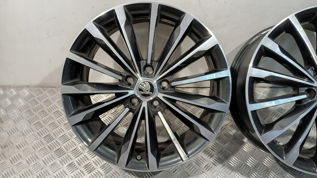1x Alufelge 18 Zoll 7.0" 5x112 43ET 565601025L Skoda Kodiaq Rim Wheel FEL5713837644hl