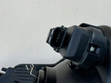 Load image into Gallery viewer, Frontscheinwerfer Toyota Yaris Links Scheinwerfer Headlight