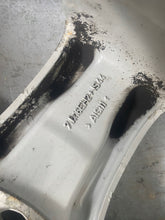 Load image into Gallery viewer, 1x Alufelge 16 Zoll 7.0" 5x120 44ET Silber 6775619 BMW 1 E88 E81 E82 E87 FEL3293529475ql