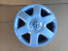 Laden Sie das Bild in den Galerie-Viewer, 1x Alufelge 18 Zoll 8.0" 5x130 57ET Glanz Silber 7L6601025AA VW Touareg FEL4032558039qp