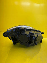 Laden Sie das Bild in den Galerie-Viewer, Frontscheinwerfer Mercedes-Benz W221 A2218201339 Xenon Links Headlight SCH5659806698fw