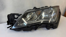 Laden Sie das Bild in den Galerie-Viewer, Frontscheinwerfer Seat Leon 5F1941005A Links Scheinwerfer Headlight SCH5283479643be