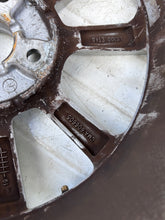 Laden Sie das Bild in den Galerie-Viewer, 1x Alufelge 15 Zoll 6.0&quot; 4x100 48ET Silber K7400ADE05 Hyundai I10 Rim Wheel