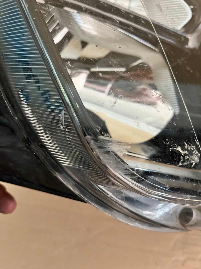 Frontscheinwerfer Dacia Duster 260100156R Ein Stück (Rechts oder Links) SCH3371866637bx