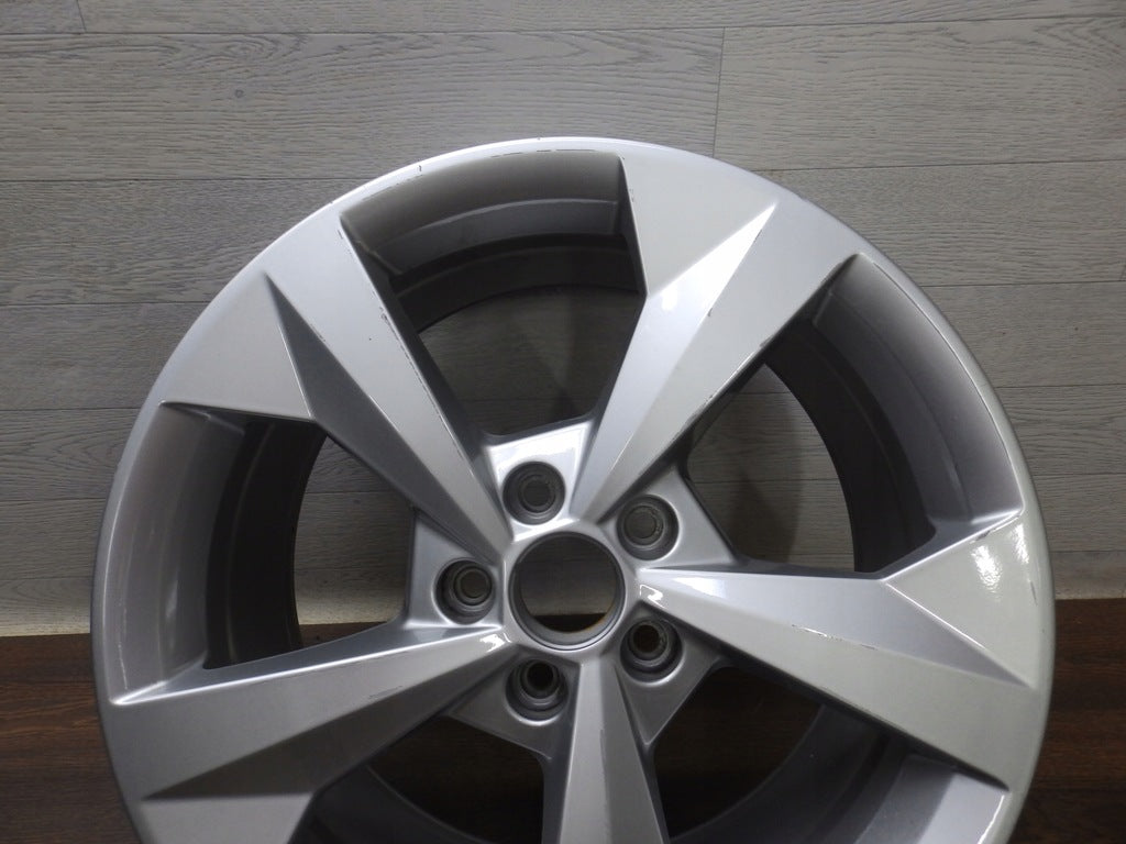 1x Alufelge 18 Zoll 8.0" 5x112 46ET Glanz Silber 8Y0601025J Audi A3 Rim Wheel FEL8656167089vy