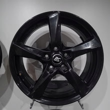 Laden Sie das Bild in den Galerie-Viewer, 4x Alufelge 17 Zoll 7.0" 5x112 35ET Glanz Schwarz KBA50461 Audi B8 Rim Wheel FEL8654045465bh