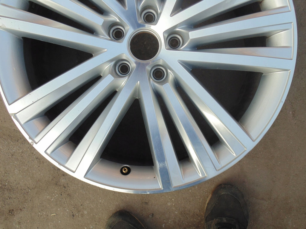 1x Alufelge 19 Zoll 8.0" 5x112 44ET 3V0601025G Skoda Superb Ii Rim Wheel