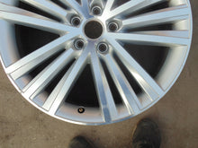 Laden Sie das Bild in den Galerie-Viewer, 1x Alufelge 19 Zoll 8.0&quot; 5x112 44ET 3V0601025G Skoda Superb Ii Rim Wheel