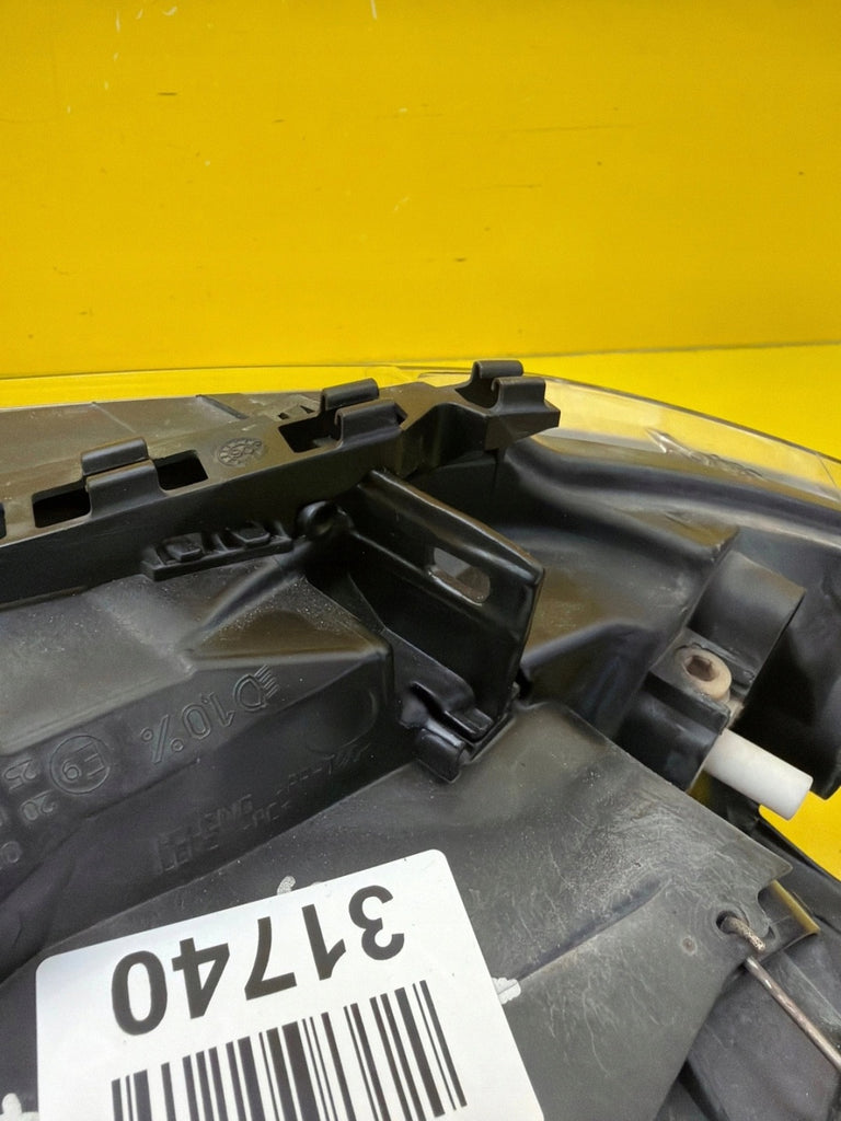 Frontscheinwerfer BMW 1 E88 E82 E87 7180832-02 Xenon Rechts Headlight SCH7996795370ew