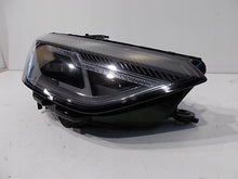 Laden Sie das Bild in den Galerie-Viewer, Frontscheinwerfer Audi A4 8W0941012 LED Rechts Scheinwerfer Headlight