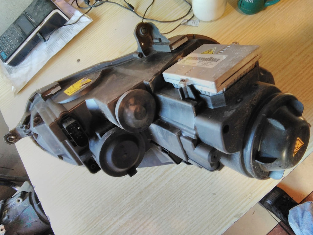 Frontscheinwerfer VW Jetta 1K6941032 1K6941031 1K69401032 Xenon Ein Satz SCH1719444777lj