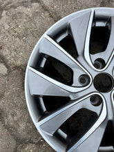 Load image into Gallery viewer, 1x Alufelge 17 Zoll 7.0" 5x114.3 53ET 52910-G4350 Hyundai I Rim Wheel FEL2992265149jv