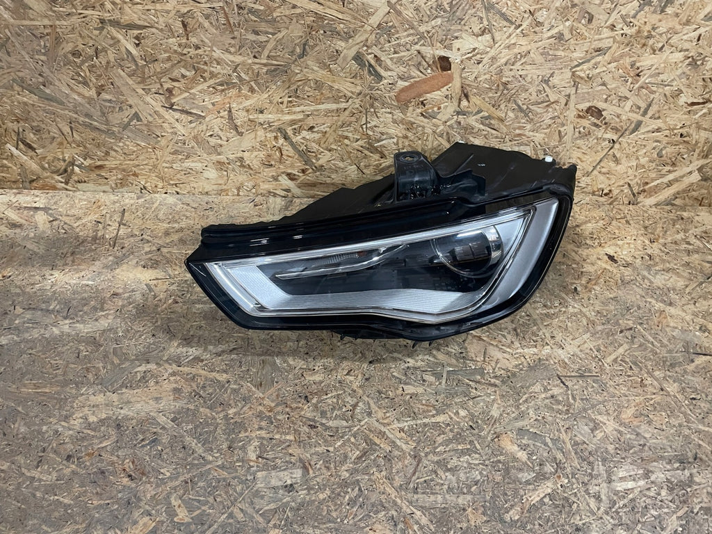 Frontscheinwerfer Audi A3 8V0941005 Xenon Links Scheinwerfer Headlight