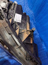 Laden Sie das Bild in den Galerie-Viewer, Frontscheinwerfer Mercedes-Benz Cla A1189060801 Rechts Scheinwerfer Headlight SCH3396157850dj