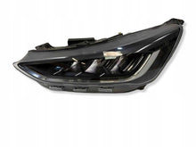 Laden Sie das Bild in den Galerie-Viewer, Frontscheinwerfer Ford Focus 0022062406 Links Scheinwerfer Headlight SCH6944782251ic