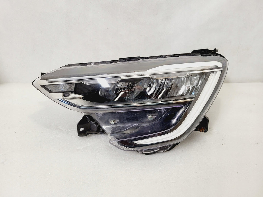 Frontscheinwerfer Renault Arkana 260102483R 260602566R LED Ein Satz Headlight SCH7419440871mb