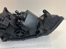 Laden Sie das Bild in den Galerie-Viewer, Frontscheinwerfer Hyundai Elantra 92101F2 Links Scheinwerfer Headlight