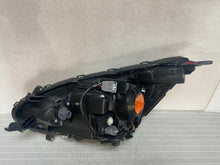 Laden Sie das Bild in den Galerie-Viewer, Frontscheinwerfer Mitsubishi Space Star Xenon Rechts Scheinwerfer Headlight
