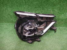 Laden Sie das Bild in den Galerie-Viewer, Frontscheinwerfer Citroën C4 III 9830649280 Full LED Rechts Headlight