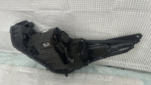 Load image into Gallery viewer, Frontscheinwerfer Hyundai Veloster 92102-2V160 Rechts Scheinwerfer Headlight