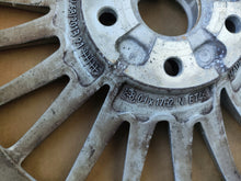 Laden Sie das Bild in den Galerie-Viewer, 1x Alufelge 17 Zoll 8.0" 5x112 46ET Glanz Silber 8Y0601025B Audi A3 Rim Wheel FEL6918635775bq