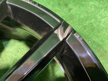 Laden Sie das Bild in den Galerie-Viewer, 1x Alufelge 18 Zoll 7.0" 5x112 39ET 2G7601025G VW Taigo Rim Wheel FEL5035651157pq