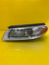 Laden Sie das Bild in den Galerie-Viewer, Frontscheinwerfer Volvo S80 V70 III 31214347 Xenon Links Scheinwerfer Headlight SCH8516529476pk