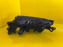 Laden Sie das Bild in den Galerie-Viewer, Frontscheinwerfer Porsche Macan 95C941005G 95C941006G LED Ein Satz Headlight SCH9511630002ss