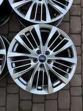 Laden Sie das Bild in den Galerie-Viewer, 4x Alufelge 18 Zoll 7.5" 5x108 50ET Glanz Grau LV4J-1007-A1A Ford Kuga I FEL4449011613qe