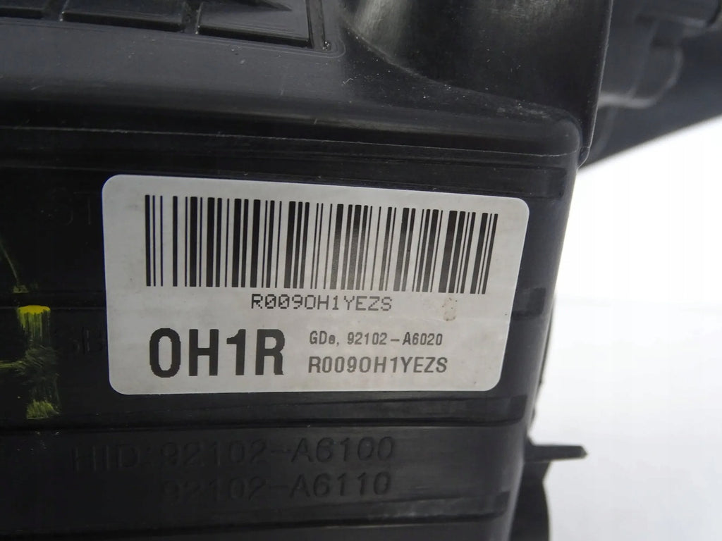 Frontscheinwerfer Hyundai I30 92102-A6020 Rechts Scheinwerfer Headlight SCH9017877644pe