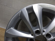 Load image into Gallery viewer, 1x Alufelge 17 Zoll 7.0&quot; 5x112 48,5ET A2054018000 Mercedes-Benz A205 Rim Wheel