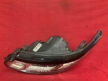 Laden Sie das Bild in den Galerie-Viewer, Frontscheinwerfer Land Rover Range Sport L494 II DK62-13W030-EG Xenon Links SCH1524710597um
