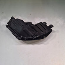 Load image into Gallery viewer, Frontscheinwerfer Audi A4 B9 8W0941011 8W0941012 LED Rechts oder Links SCH9223566796jk