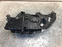 Laden Sie das Bild in den Galerie-Viewer, Frontscheinwerfer Ford Kuga GV4113W029CG GV41-13B626-AA LED Rechts Headlight SCH5117676183dt
