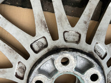 Load image into Gallery viewer, 1x Alufelge 18 Zoll 7.5" 5x112 3T0601025H Skoda Superb I Rim Wheel FEL7507441777on