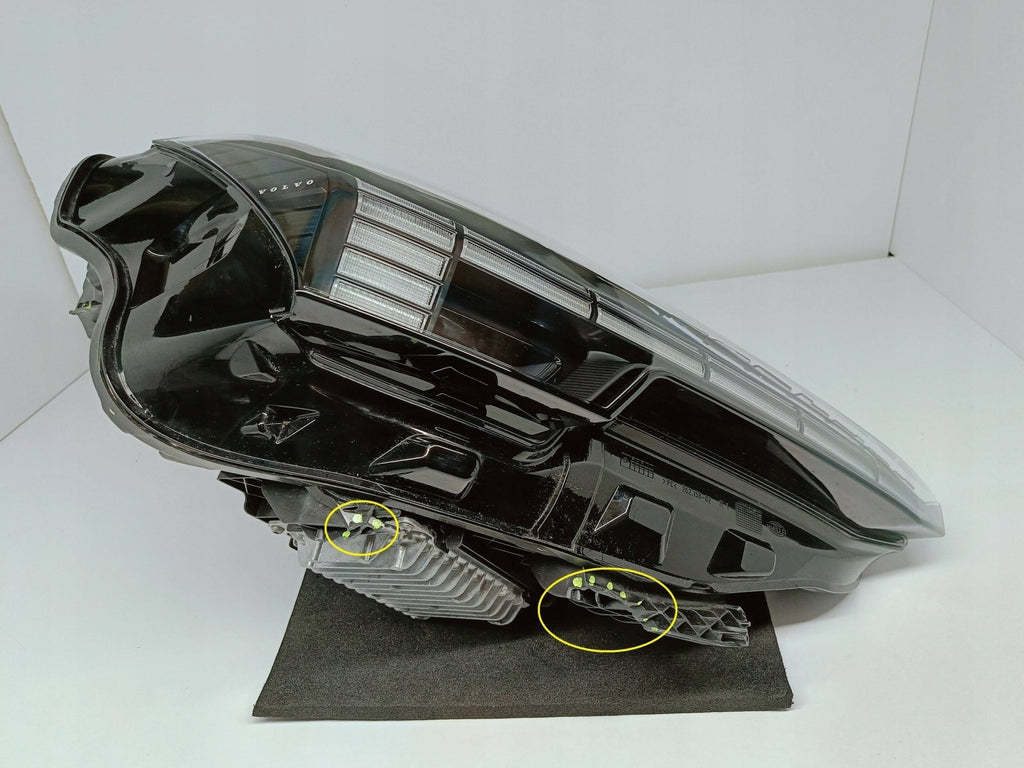 Frontscheinwerfer Volvo 80000628 Rechts Scheinwerfer Headlight SCH8517120628fx