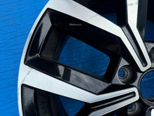 Laden Sie das Bild in den Galerie-Viewer, 1x Alufelge 17 Zoll 7.0" 5x112 40ET 3GO601025F VW Rim Wheel FEL1596400813tw