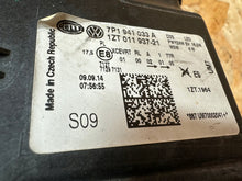 Load image into Gallery viewer, Frontscheinwerfer VW Touareg 7P1941033A LED Links Scheinwerfer Headlight SCH6604867339tm