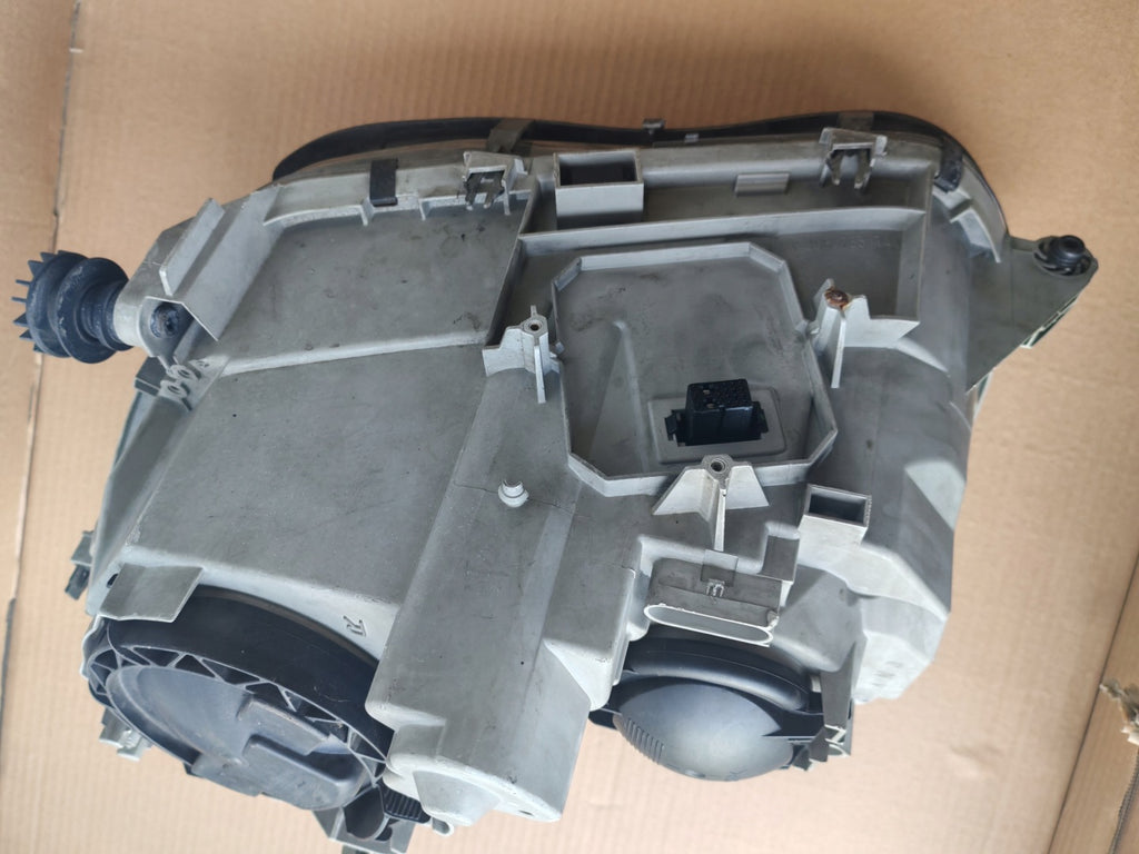 Frontscheinwerfer Mercedes-Benz W203 2038203861 Rechts Scheinwerfer Headlight SCH8954244666zb
