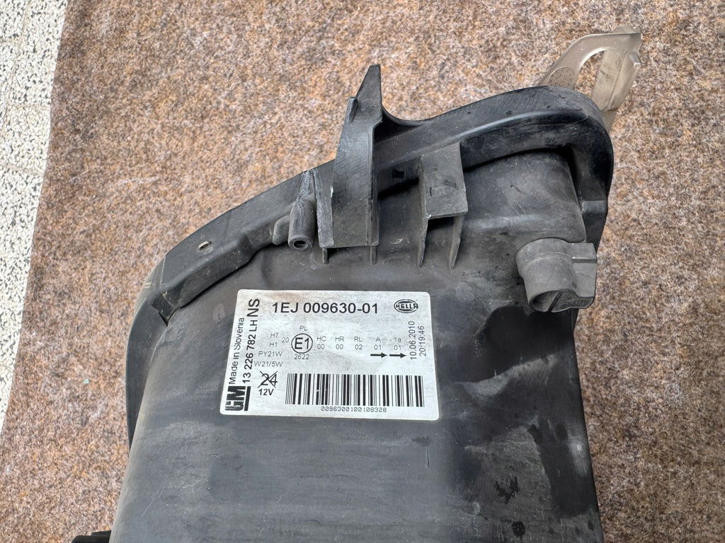 Frontscheinwerfer Opel Insignia A 13226782 Links Scheinwerfer Headlight SCH6013810519bz