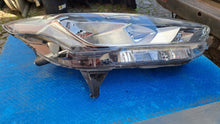 Laden Sie das Bild in den Galerie-Viewer, Frontscheinwerfer Ford Tourneo Connect Transit L90152405 Rechts Headlight SCH2475532081ok