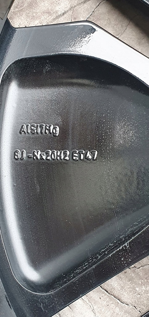 1x Alufelge 20 Zoll 8.0" 5x112 47ET Glanz Schwarz 10A601025T VW Id.3 Id.4 FEL2190038315pc