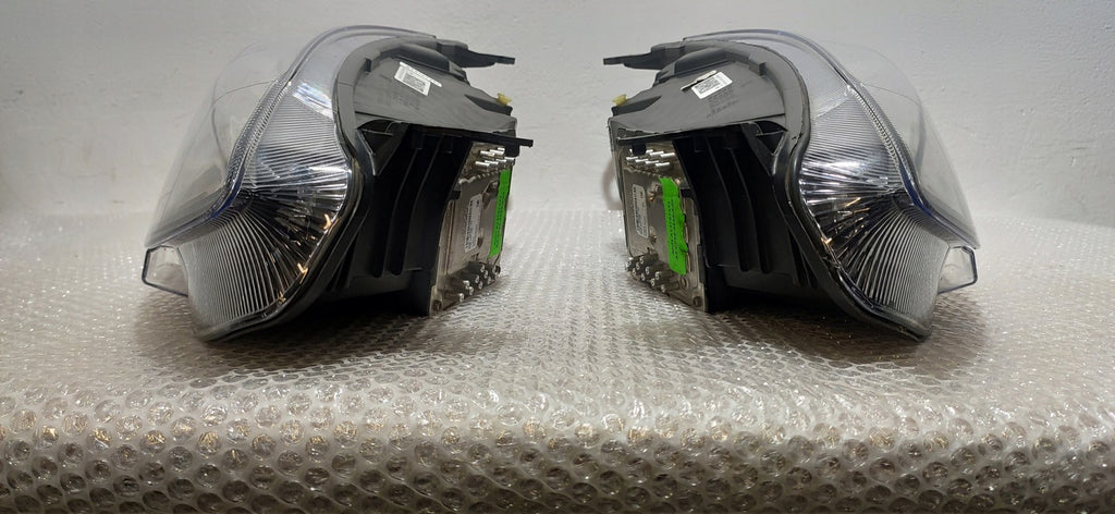 Frontscheinwerfer Ford Focus JX7B13E017AF LED Ein Stück (Rechts oder Links) SCH1348401537cb