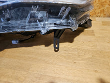 Laden Sie das Bild in den Galerie-Viewer, Frontscheinwerfer Toyota Corolla Full LED Rechts Scheinwerfer Headlight SCH8652630963hj